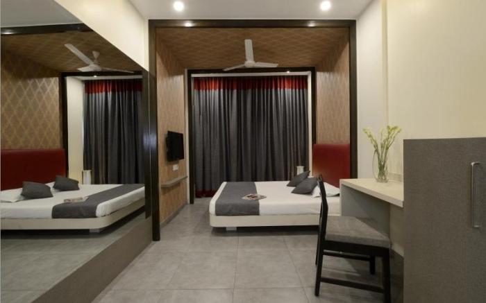 Hotel Raj Mahal