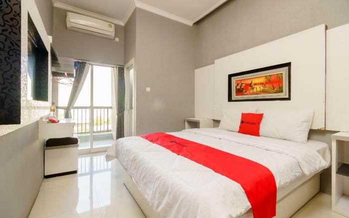 RedDoorz Resort Premium @ Sangkan Hurip Kuningan