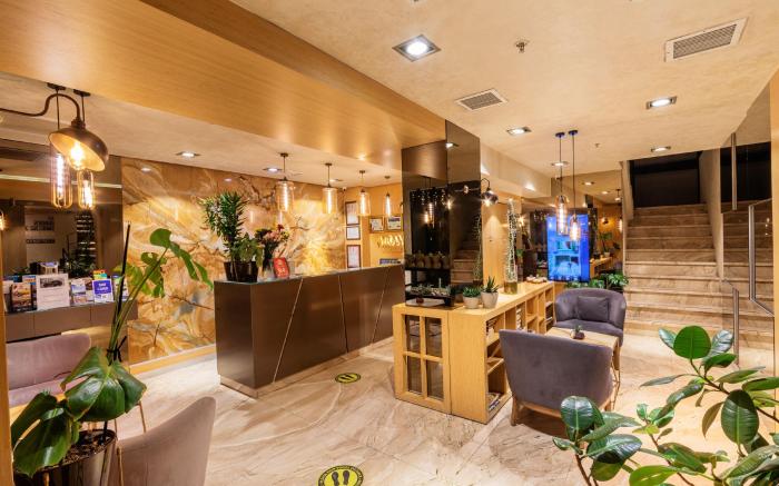 Ayramin Deluxe Hotel