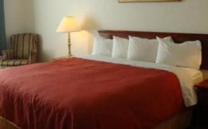 Best Western Plus Hobby Airport Inn and Suites