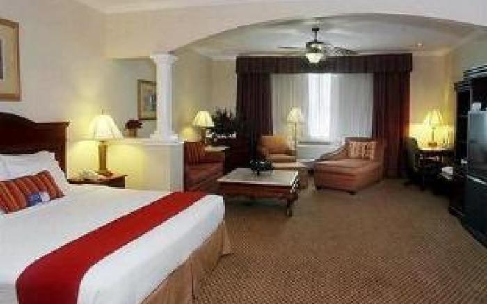 Holiday Inn Express & Suites Houston East, by IHG