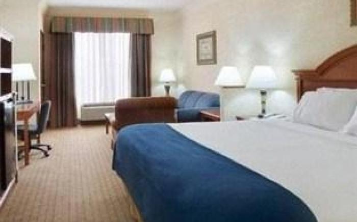 Holiday Inn Express & Suites Houston - Memorial Park Area By IHG
