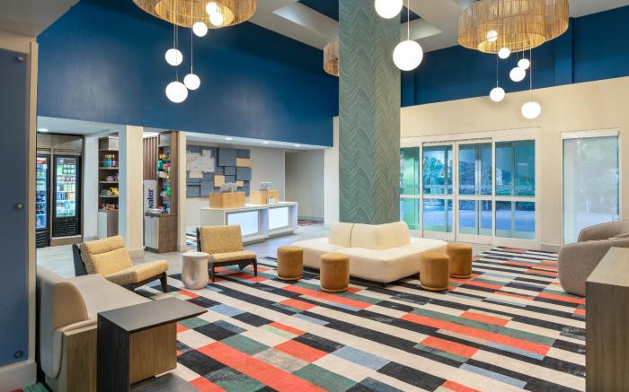 Holiday Inn Express & Suites Orlando International Airport By IHG