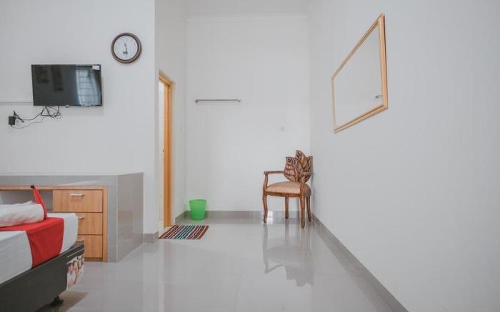 RedDoorz Syariah near Pahoman Stadium Lampung