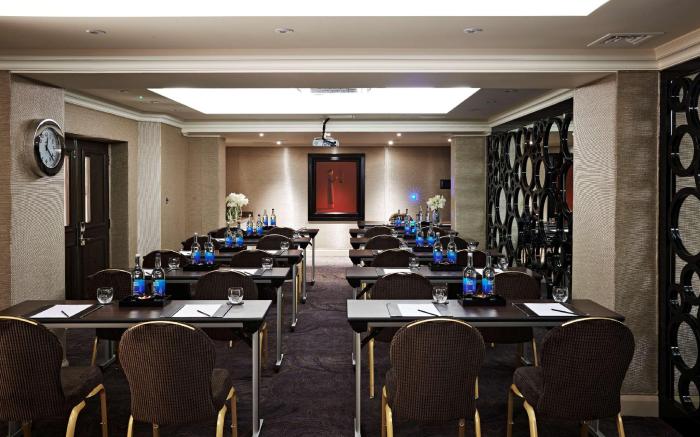 Radisson Blu Hotel, London South Kensington (formerly Vanderbilt)