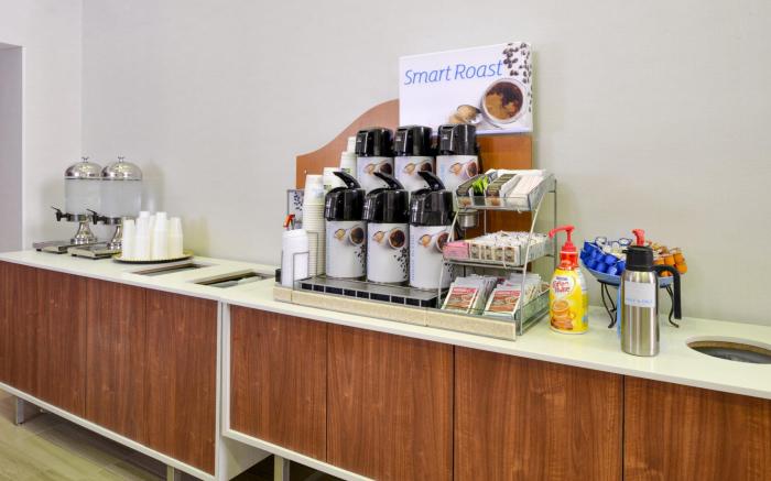 Holiday Inn Express Palm Desert By IHG