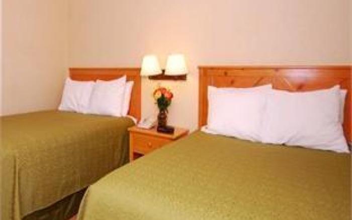 Best Western PLUS Fresno Inn