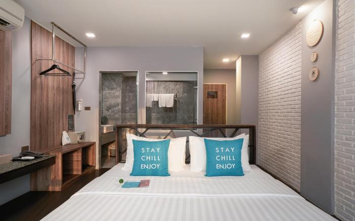 Cross Vibe Chiang Mai Decem Nimman Hotel