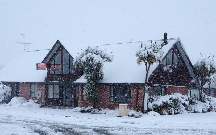 Snow Denn Lodge