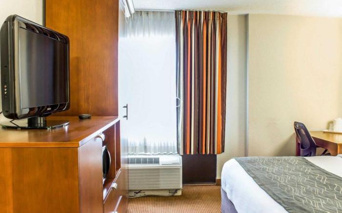 Comfort Inn Fayetteville near Fort Bragg