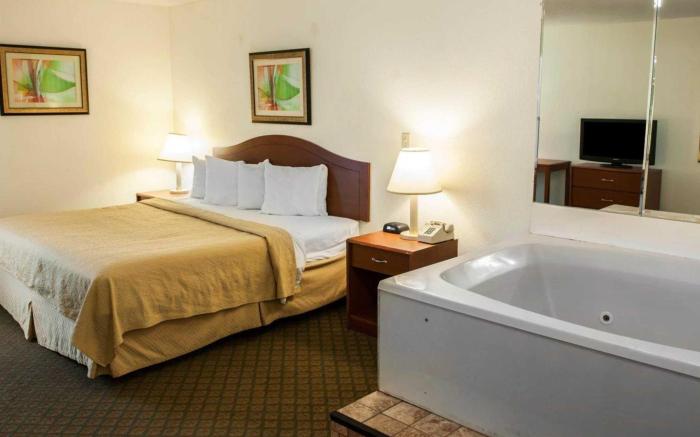 Quality Inn & Suites
