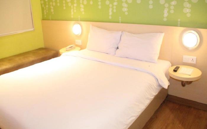 Zest Jemursari by Swiss-Belhotel International