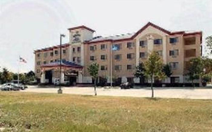 Holiday Inn Express Hotel and Suites Fort Worth/I-20 By IHG