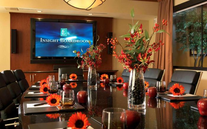 Embassy Suites by Hilton Fort Worth Downtown