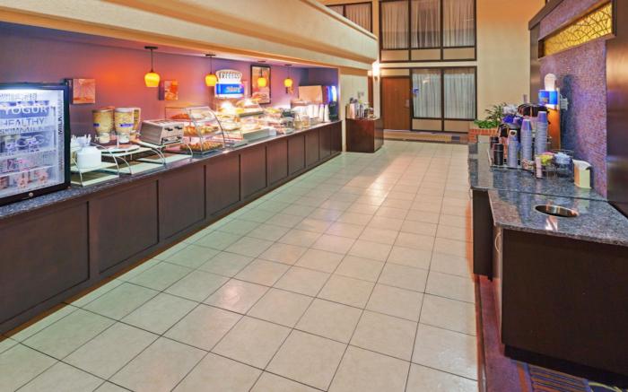 Holiday Inn Express Little Rock-Airport By IHG