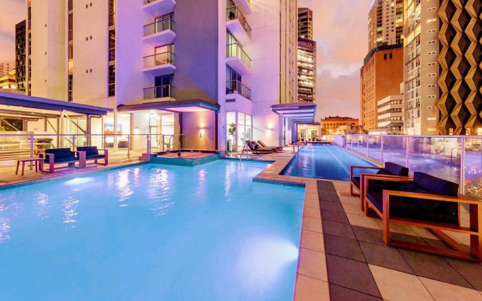 Oaks Brisbane Festival Suites