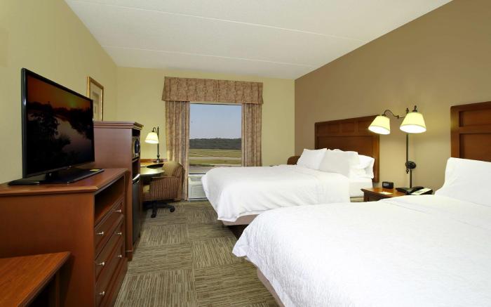 Hampton Inn And Suites Madisonville