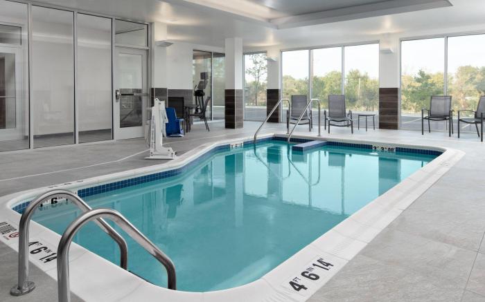 Fairfield Inn & Suites Lake Geneva