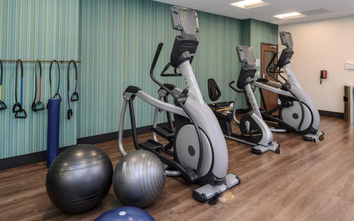Holiday Inn Express And Suites Ruskin By IHG