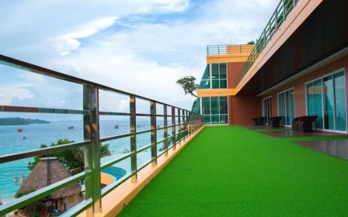 Phi Phi Cliff Beach Resort