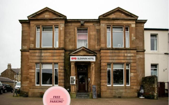 OYO Glenpark Hotel, Ayr Central