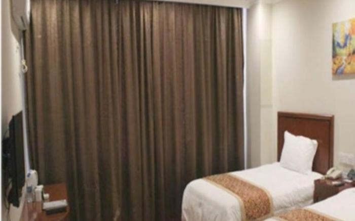 GreenTree Inn Jiangsu Xuzhou Peixian Bus Station Tangmu Road Business Hotel