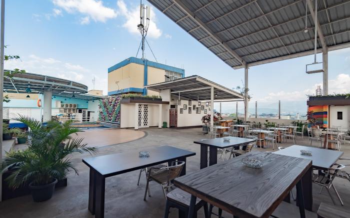 RedDoorz Premium near Bandung Station