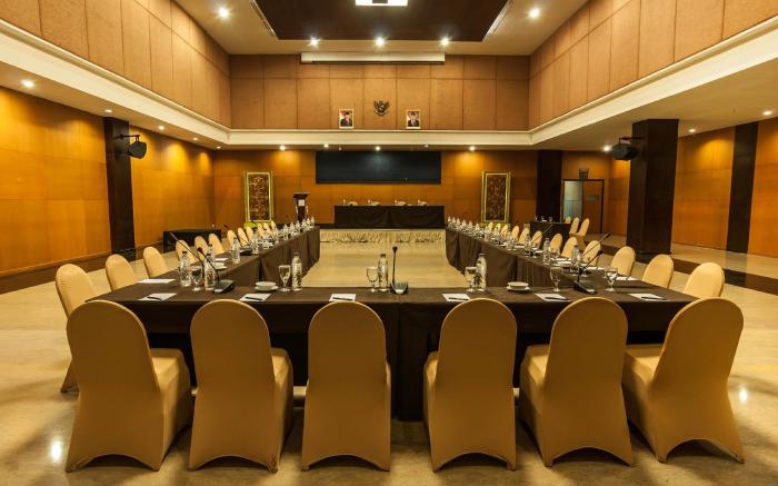 CLARO Makassar Hotel & Convention