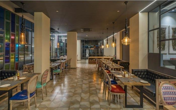 Hotel B Plus L
