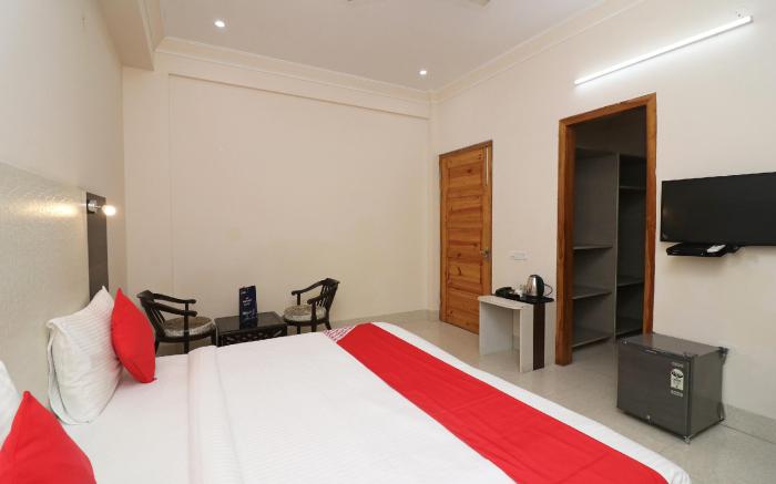 Hotel O Pardeep Palace