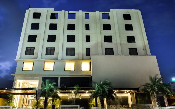 Townhouse 652 Hotel Royal Akshayam