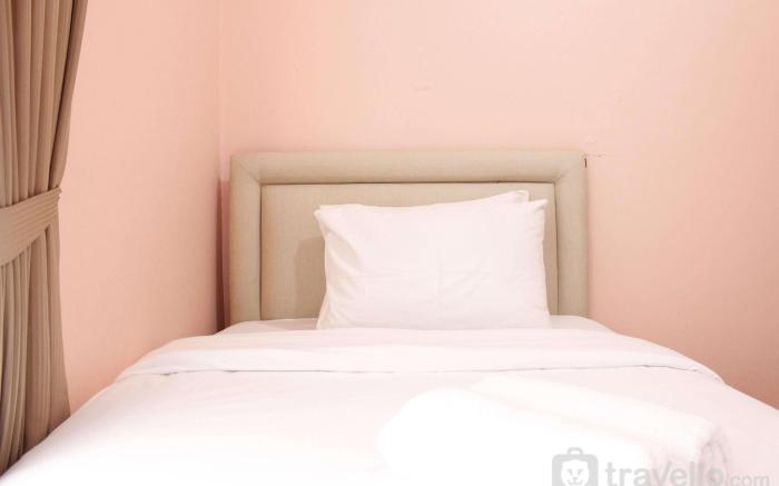Deluxe 2BR Newton Residence with View By Travelio
