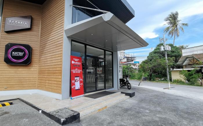 RedDoorz Plus near Bangko Sentral Ng Pilipinas Davao