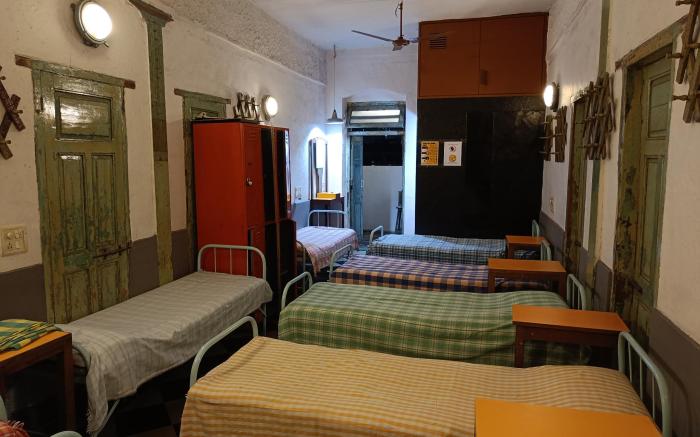 Hotel New Vasantashram CST Mumbai