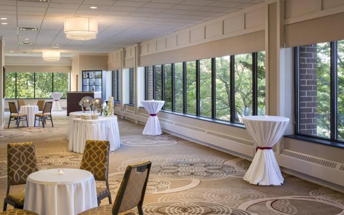 Sheraton Harrisburg Hershey Hotel