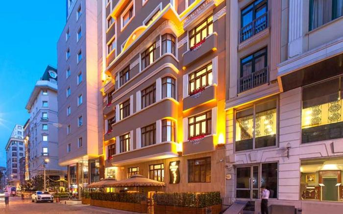 Ferman Hilal Hotel