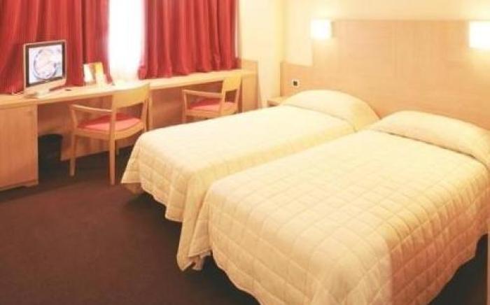 Hotel Capital