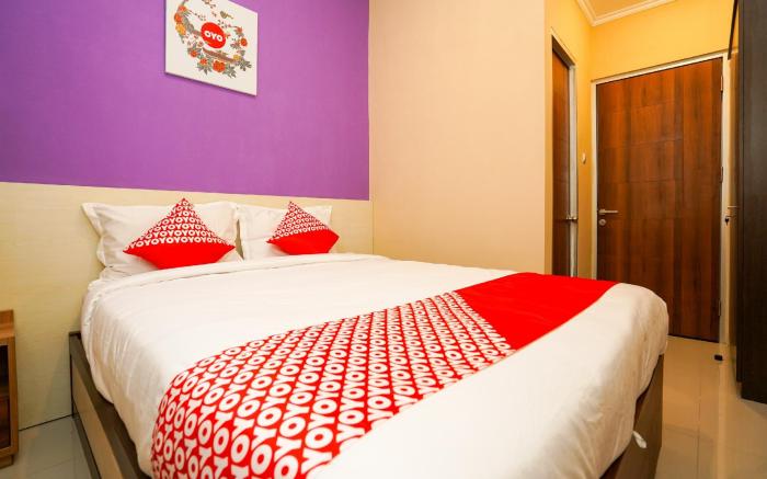 Hotel O Surabaya near Surabaya Town Square formerly Kupang Gunung Residence