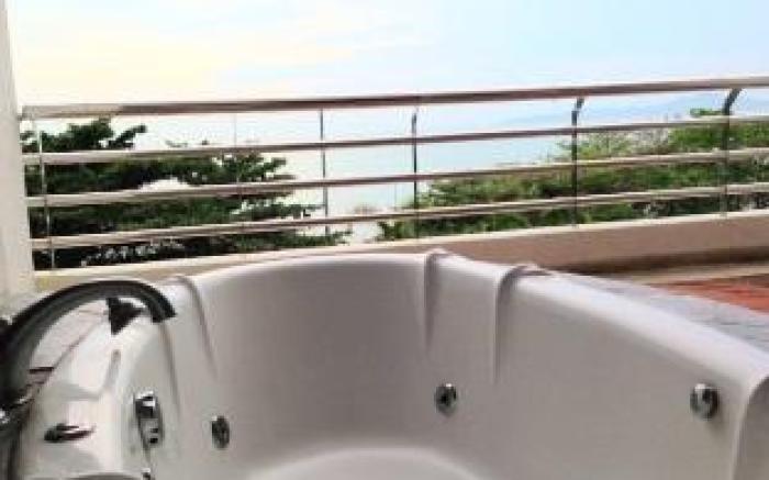 Adriatic Palace Hotel Pattaya