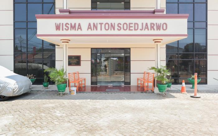 OYO 1219 Wisma Anton Soedjarwo