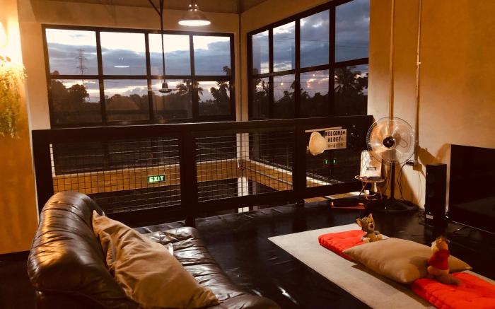 Tagaytay cozy industrial "LOFT"