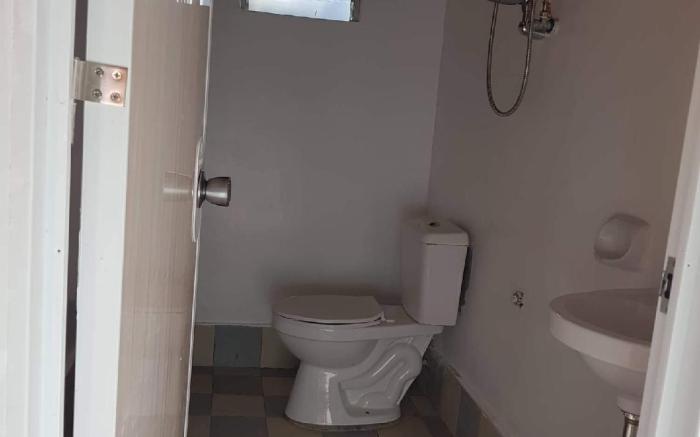 Nipa hut in Nirvana resort shared CR/hot shower