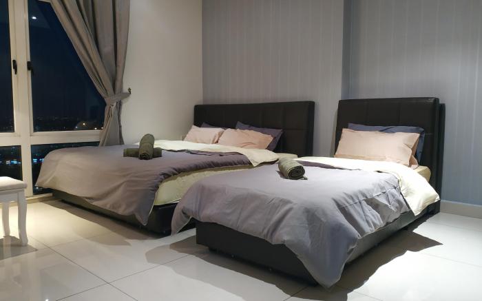 KSL 3Bedroom 6-12pax (High Floor) FreeWifi &TvBox