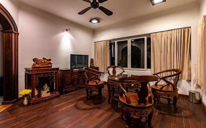 Ngói Casa - Beachfront Villa