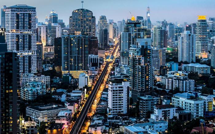 Asok BTS/MRT 5min Walk Luxury 1BR 4PAX Terminal 21