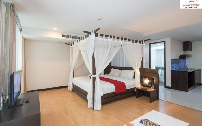 SWEET STUDIO DELUXE, good location, ROOFTOP pool