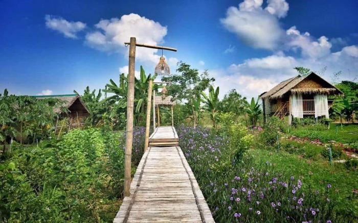 Baan Tonrak