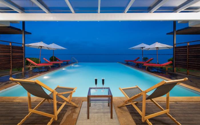 StayVista at The Rain - River Villa with Infinity Pool