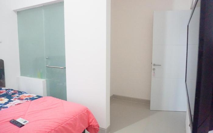 Comfy House near Airport 