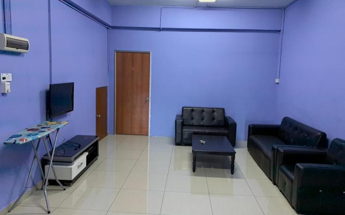 Benut HomeStay (SRI TANJUNG) 